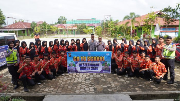 Satlantas Polres Bungo Edukasi Pelajar MAN 1 Bungo tentang Tertib Berlalu Lintas