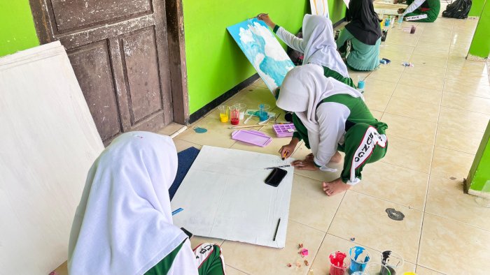 Penutupan PORSENI MAN 1 Bungo Dimeriahkan Lomba Kaligrafi Kontemporer