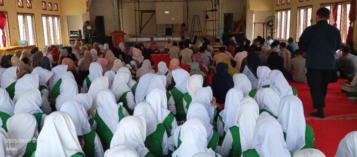 MAN 1 Bungo Sosialisasikan TKA untuk Siswa Kelas XII