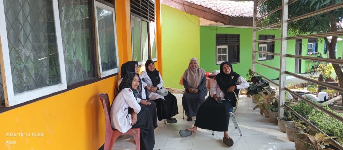 Guru MAN 1 Bungo Lembur Dampingi Siswa Jelang Porseni XI